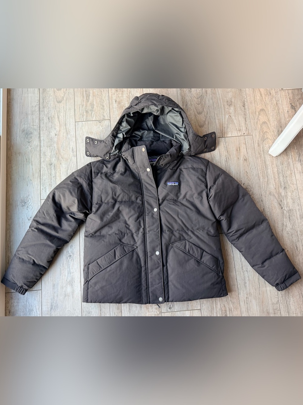 Patagonia Women’s Medium Downdrift Jacket Black NetPlus Recycled Down Hooded